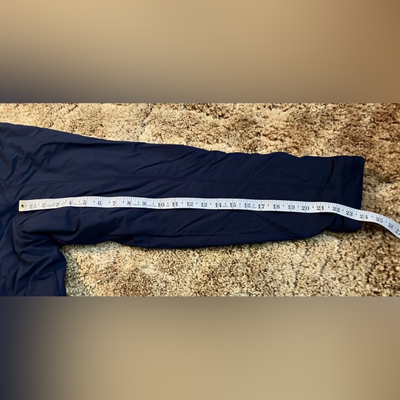 Columbia Winter Jacket, Sz. XLT, Dark Blue, Fleece Lining, Like New Condition - Picture 8 of 8